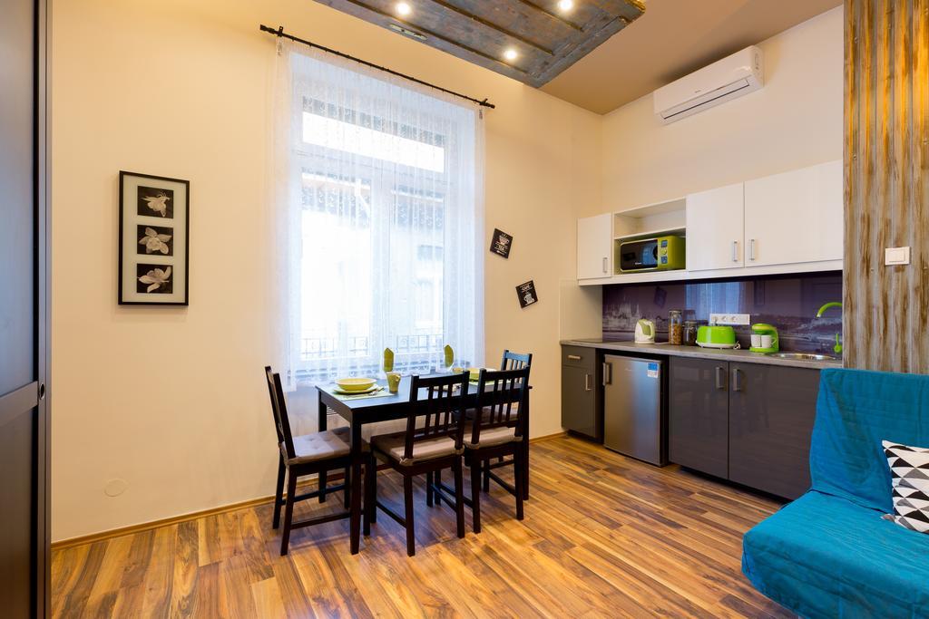 K10 B Kazinczy Apartment Budapest Luaran gambar